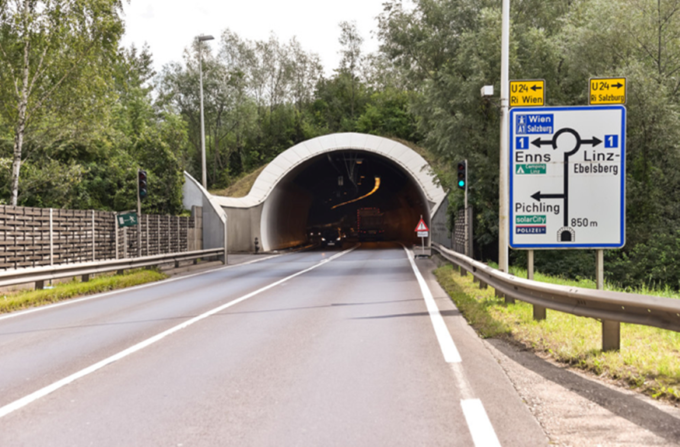 Tunneleinfahrt im Norden, Foto Stadt Linz/Dworschak