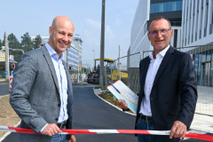 Mobilitätsreferent Vizebürgermeister Mag. Hajart und DI Armin Pohn vom Geschäftsbereichsgebäudemanagement und Tiefbau der Stadt Linz