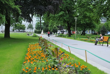 Als größte Linzer Parkanlage im Zentrum wurde im Zuge der Errichtung des Linzer Musik-theaters der Volksgarten neu gestaltet und attraktiviert.